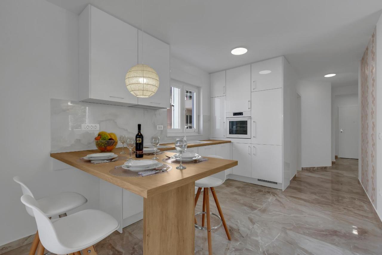 Apartment M&L Makarska Eksteriør billede